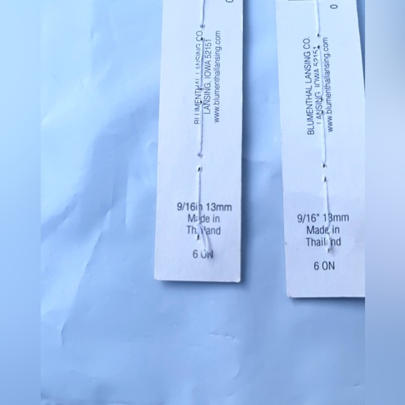 Lot Of 2 NEW Slimline Buttons Grey 9/16 (13mm) 12 Buttons Plastic V652 - Picture 4 of 4